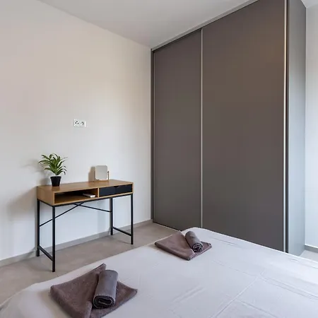 Sang Near The - Happy Apartment