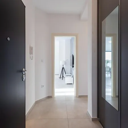 Sang Near The - Happy