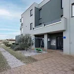 Sang Near The - Happy Apartman