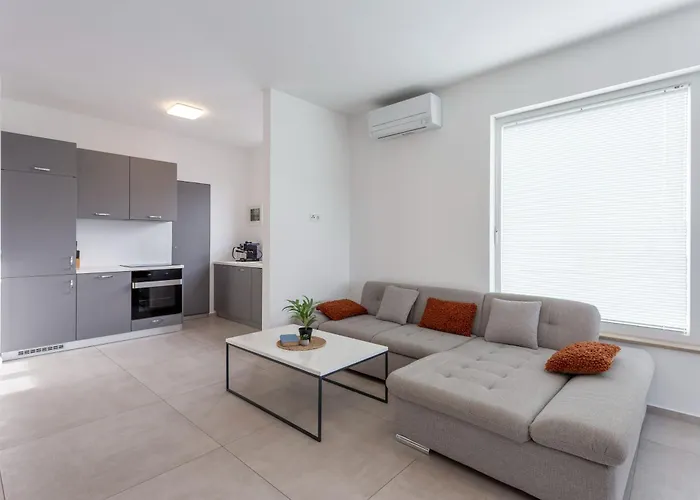 Appartement Sang Near The - Happy