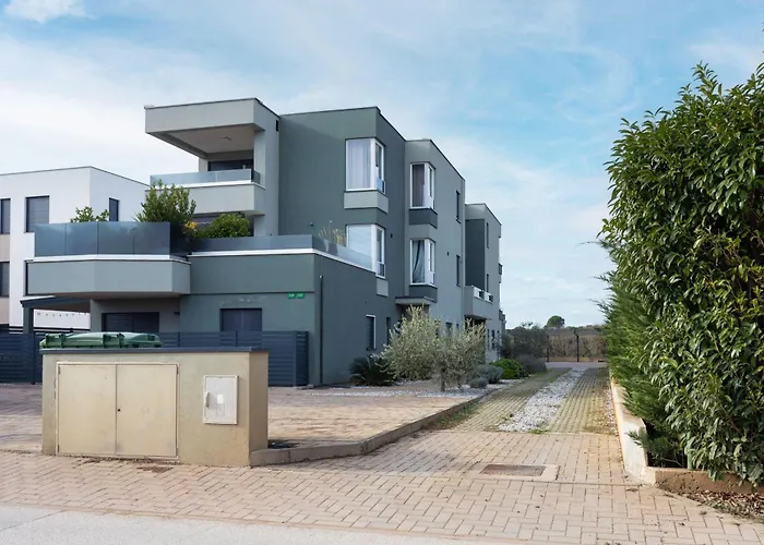 Appartement Sang Near The - Happy