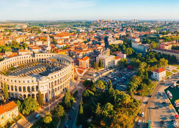 Sang Near The - Happy * Pula